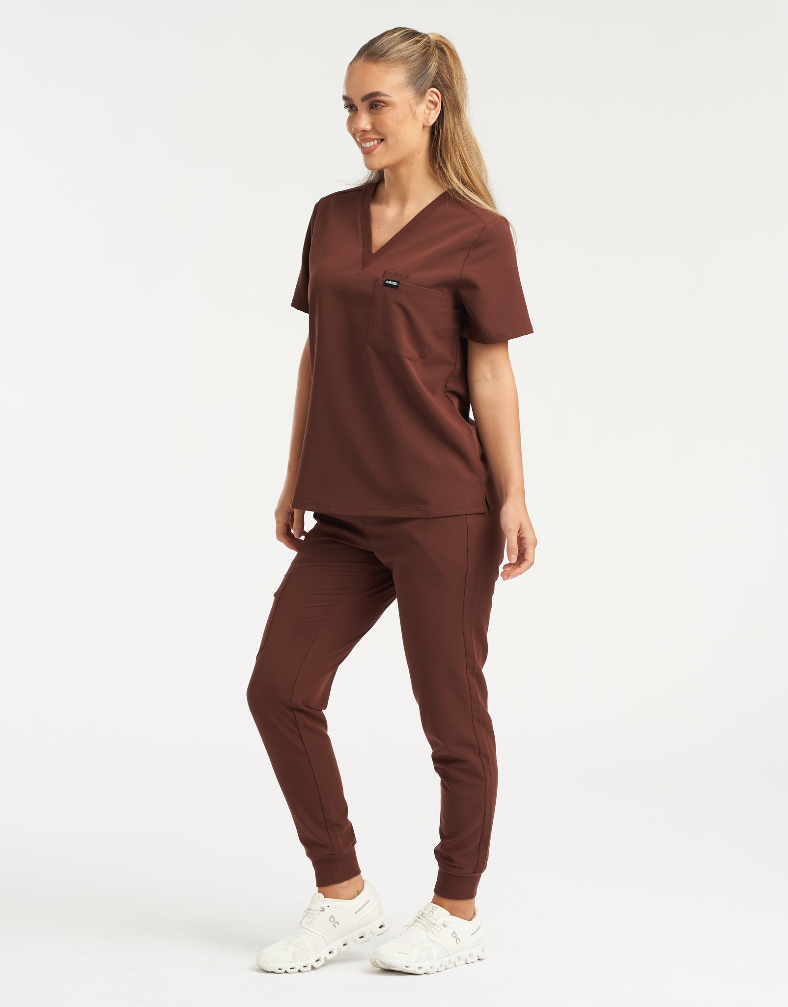 Essential One Pocket V Neck Scrub Top - Cocoa