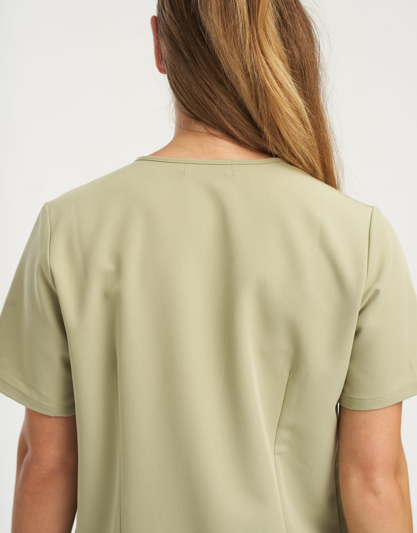 Essential One Pocket V Neck Scrub Top - Matcha