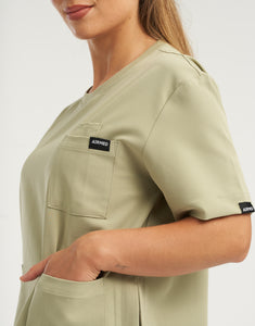 Essential Crewneck Scrub Top - Matcha