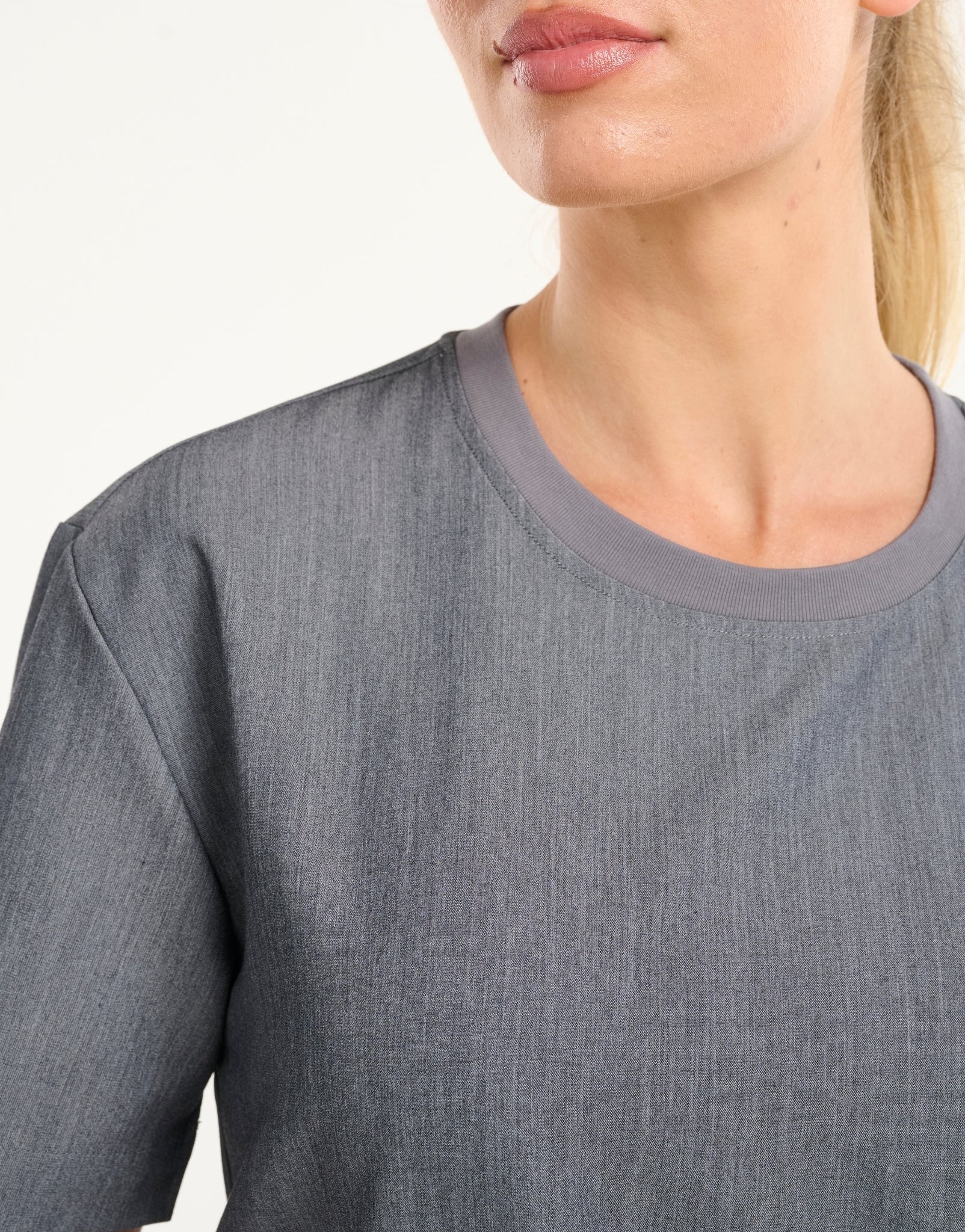 Essential Crewneck Scrub Top - Heather Grey