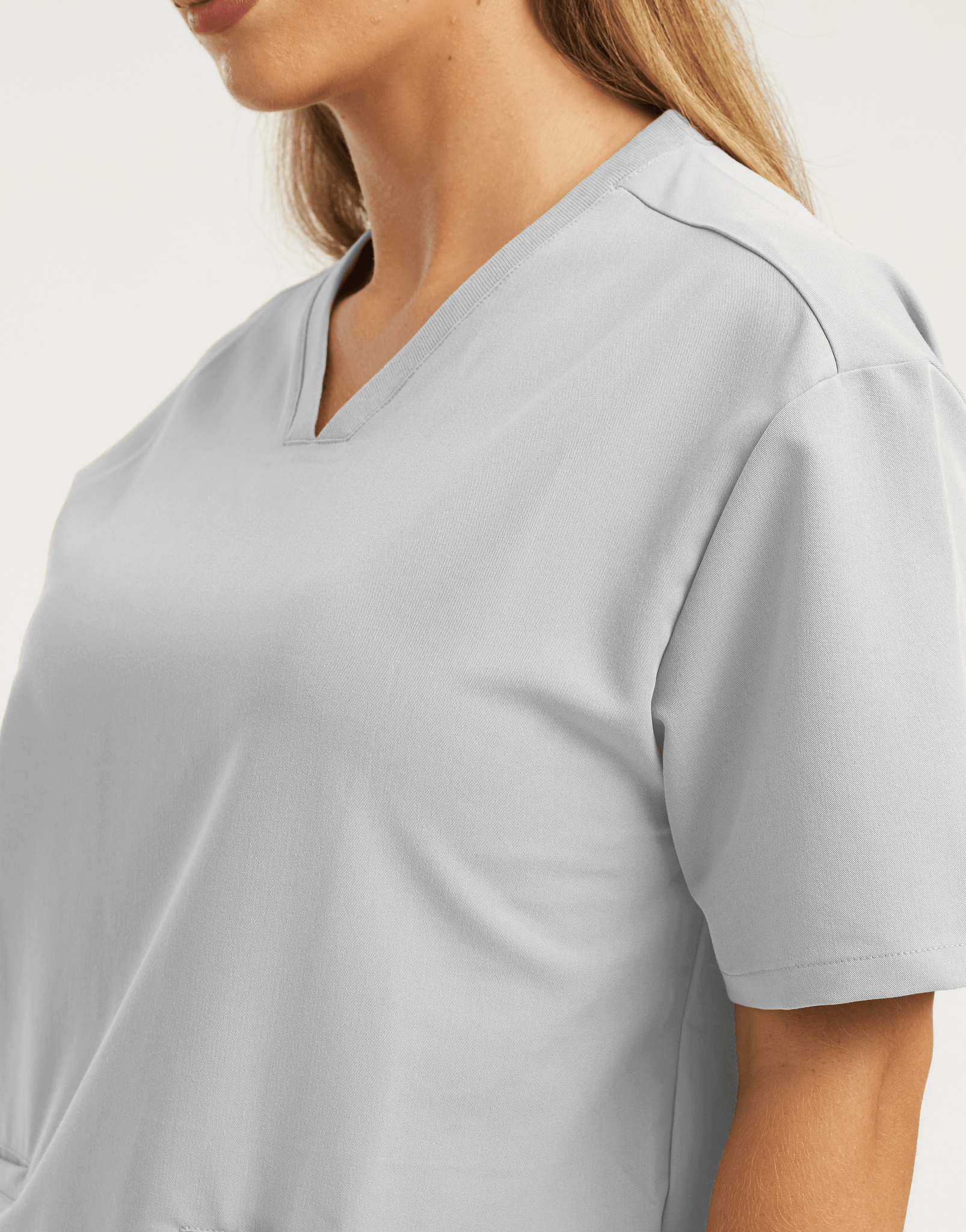 Essential V Neck Scrub Top - Tail Light