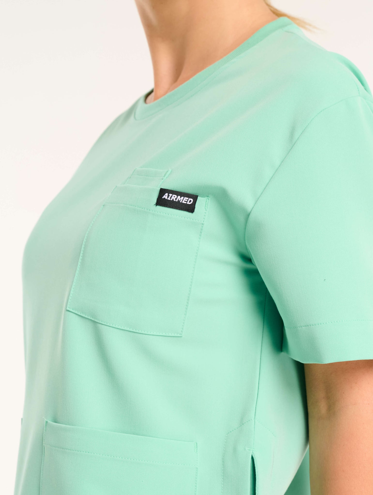 Essential Crewneck Scrub Top - Ocean Mint