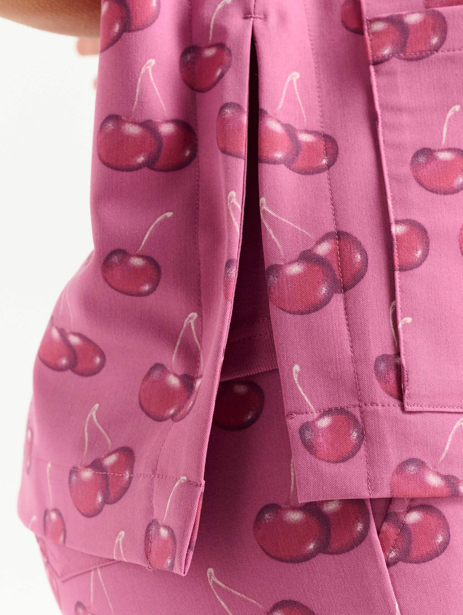 Essential Crewneck Scrub Top - Cherry Print