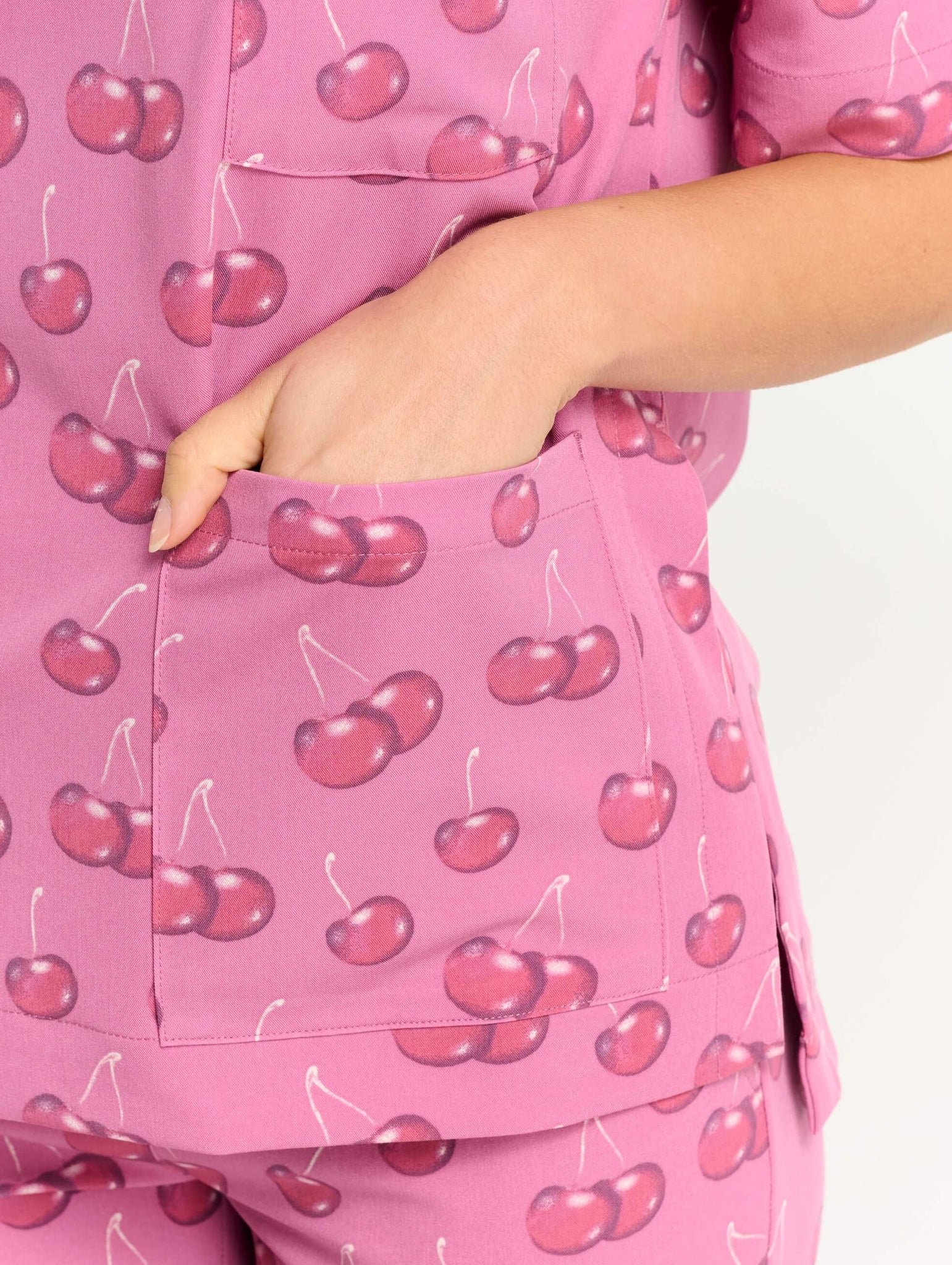 Essential Crewneck Scrub Top - Cherry Print