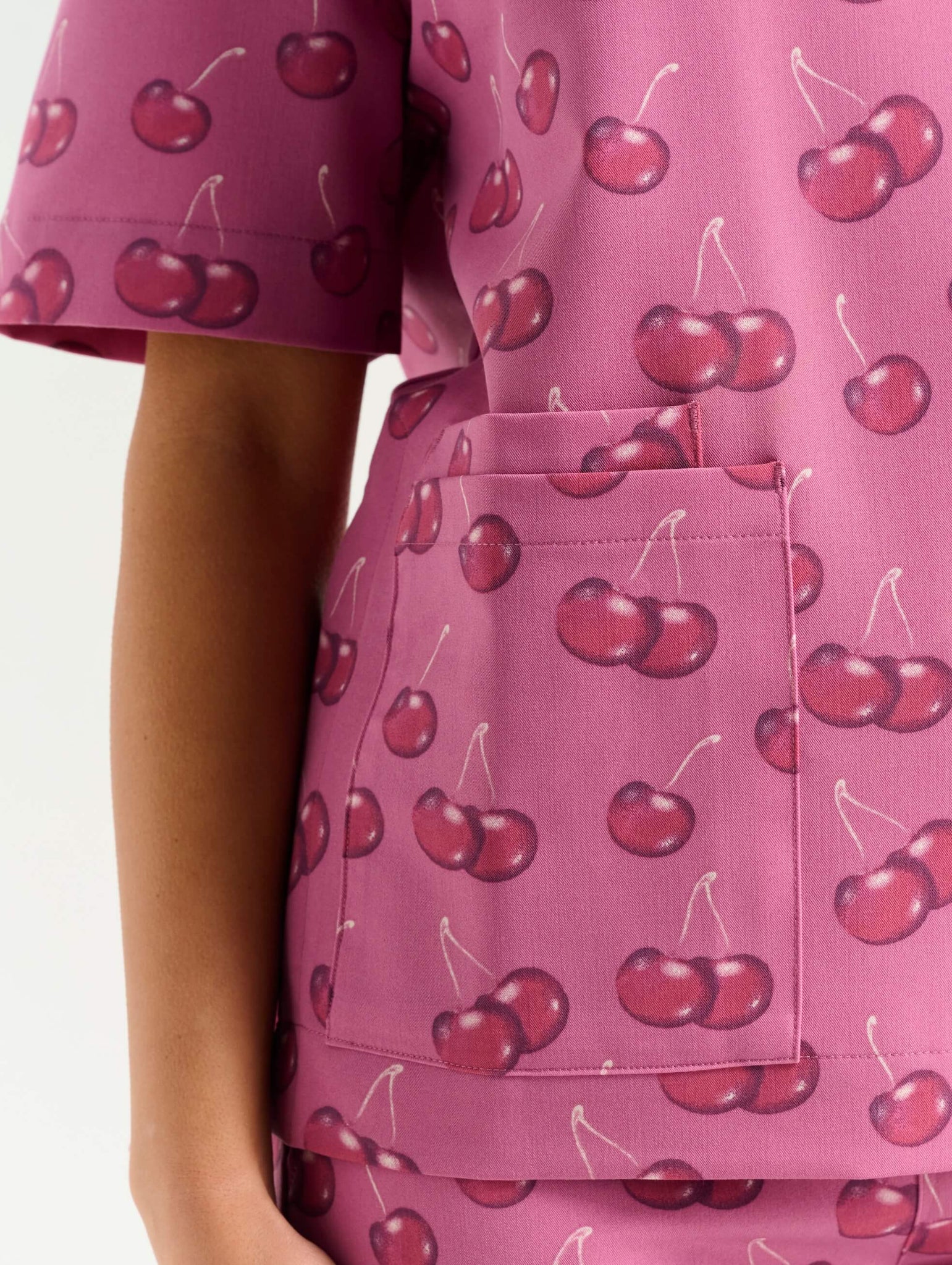 Essential Crewneck Scrub Top - Cherry Print