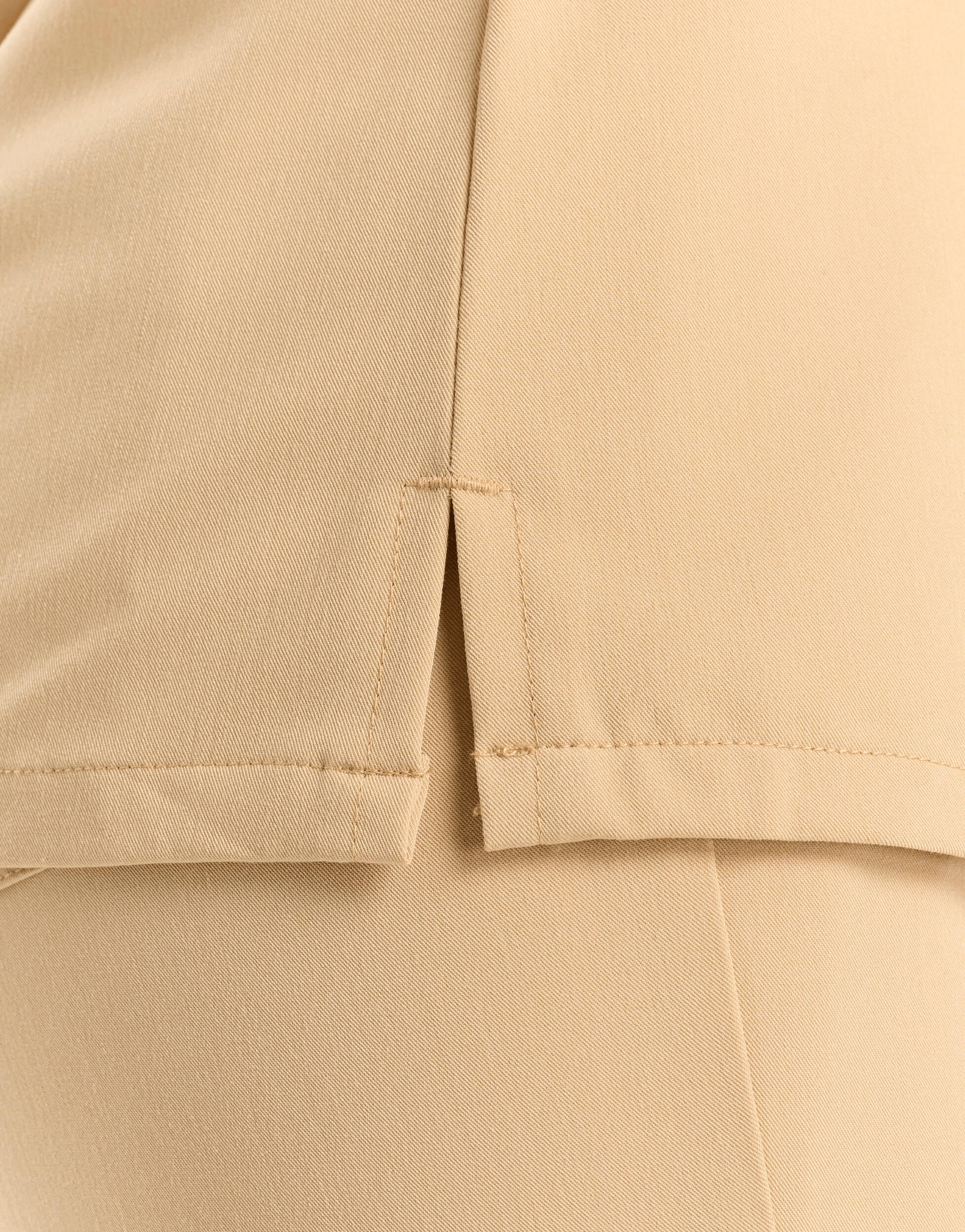 Essential One Pocket V Neck Scrub Top - Warm Sand