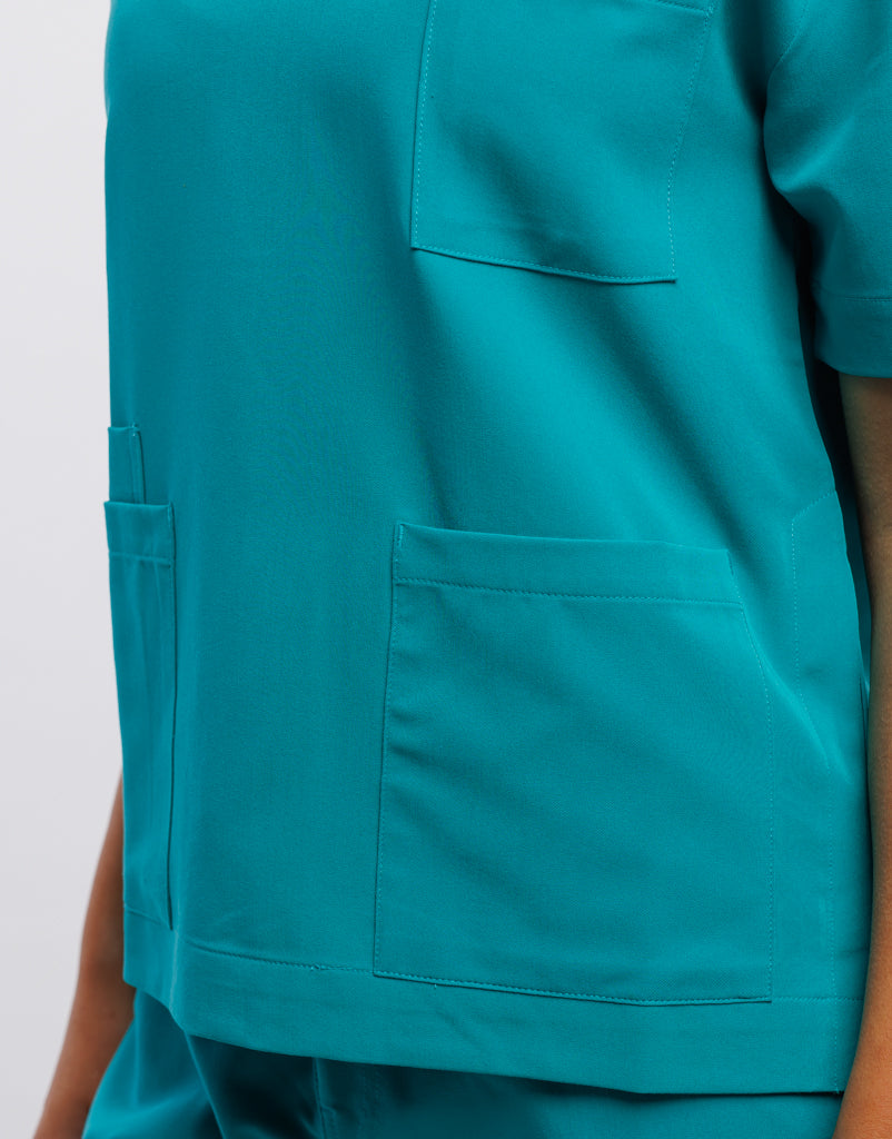 Essential Crewneck Scrub Top - Sydney Teal