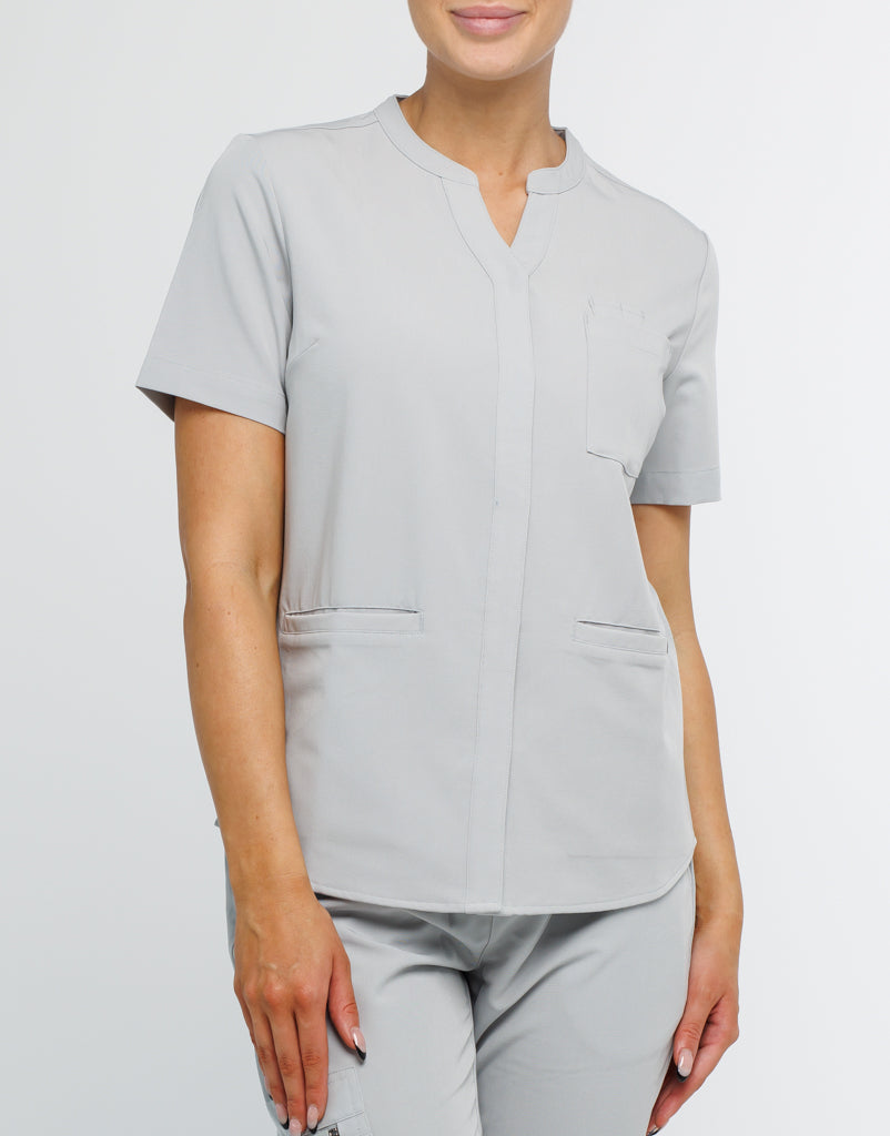 Full Button Scrub Top - Tail Light