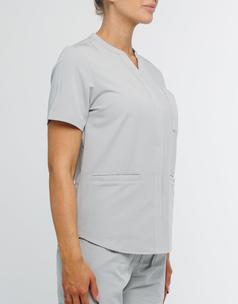 Full Button Scrub Top - Tail Light