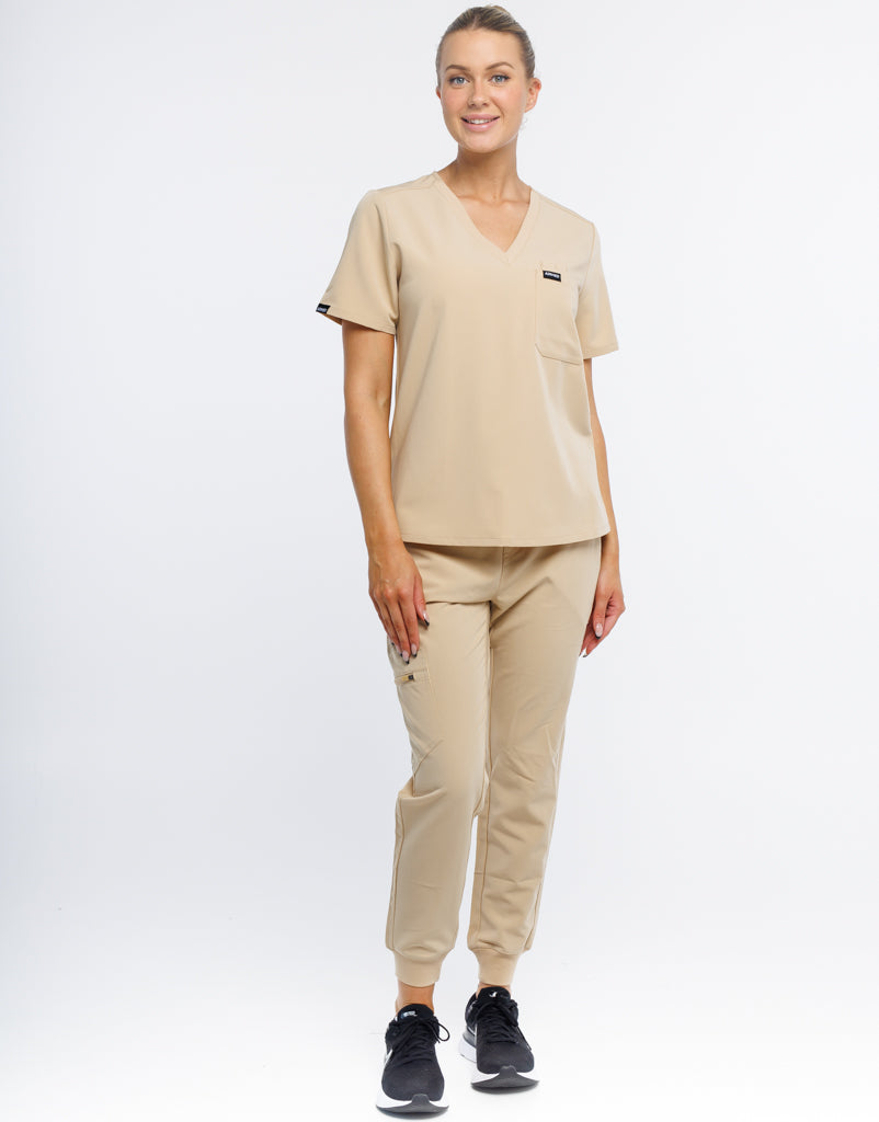 Essential One Pocket V Neck Scrub Top - Warm Sand