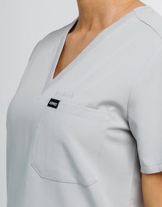 Essential One Pocket V Neck Scrub Top - Tail Light