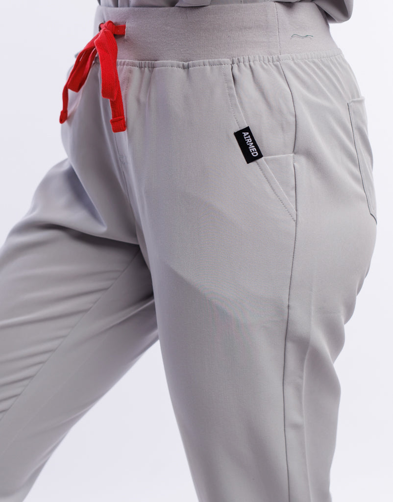 Essential Jogger Scrub Pants - Tail Light