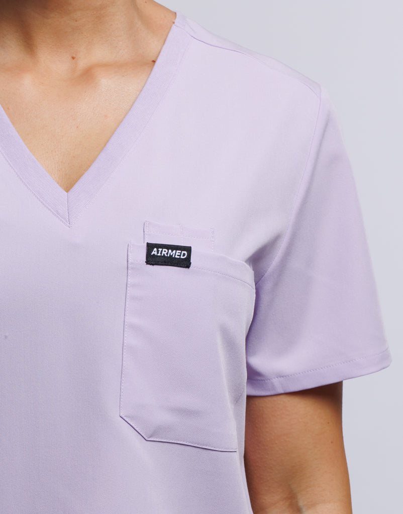 Essential One Pocket V Neck Scrub Top - Pastel Lilac