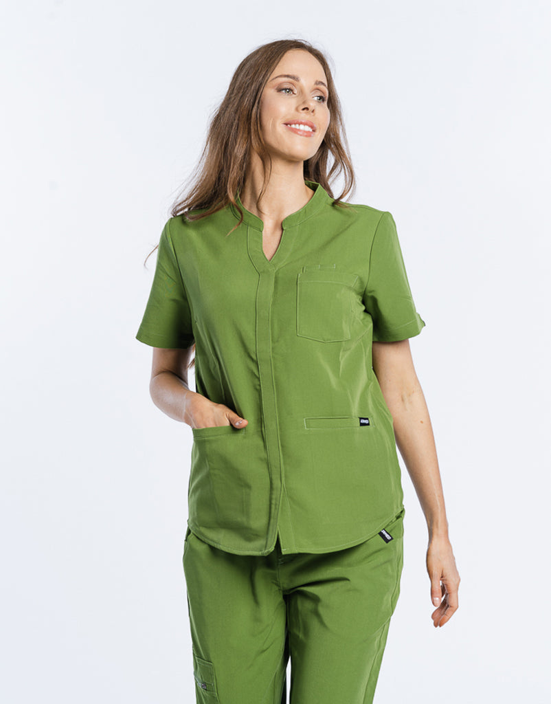 Full Button Scrub Top - Fern Green